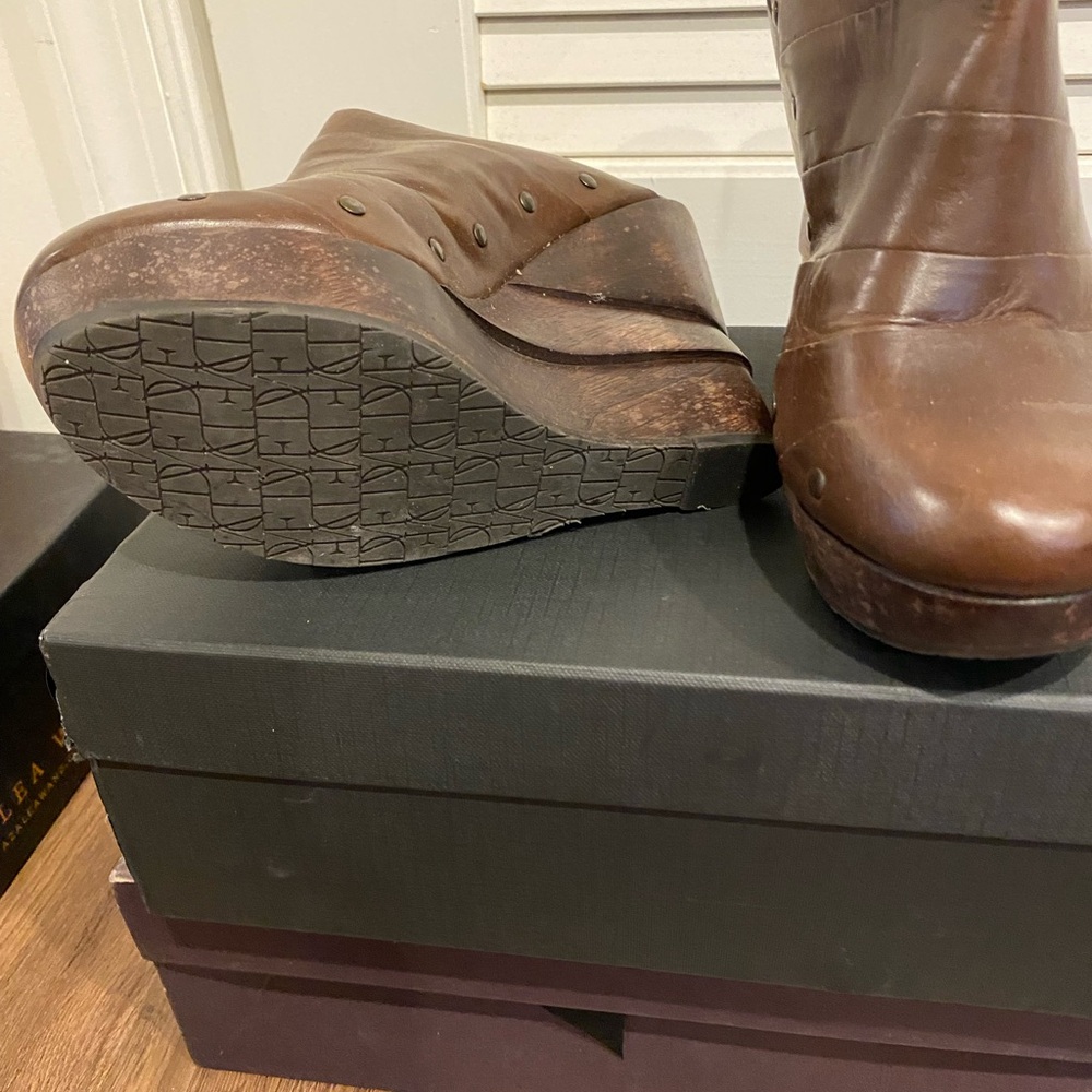 DVF Wedges - Picture 4 of 7